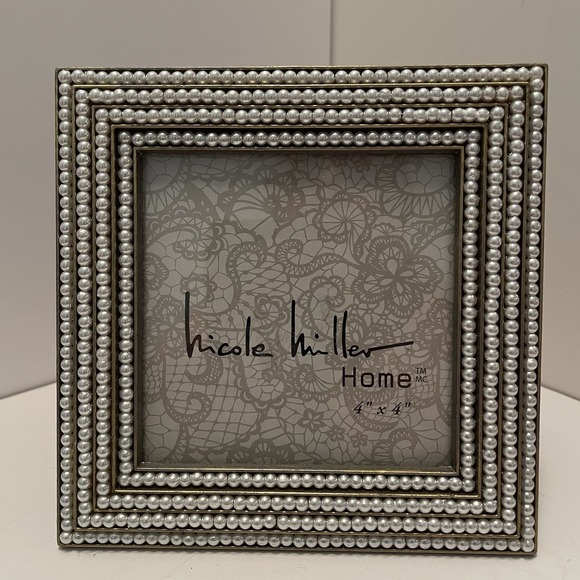 Nicole Miller Other - Nicole Miller Home Ornate Gold 4x4 Picture Frame with Faux Pearl Border